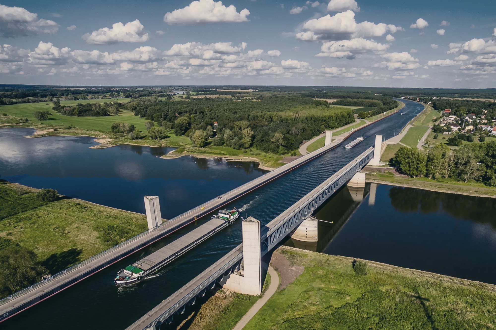 Wasserstraßenkreuz Magdeburg – Kanalbrücke über die Elbe